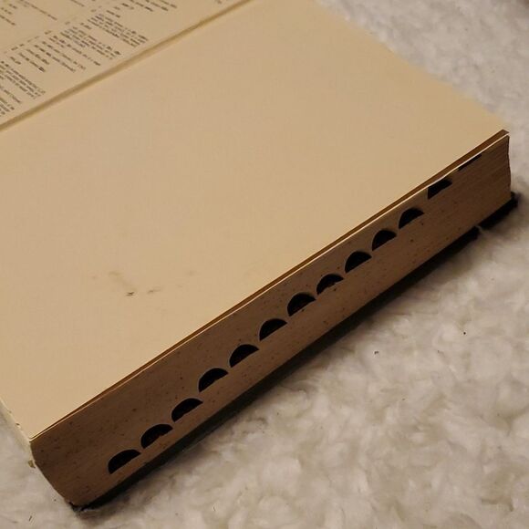 Vintage Webster's Seventh New Collegiate Dictionary Blue & Gold Hardcover 1967 - Picture 10 of 14